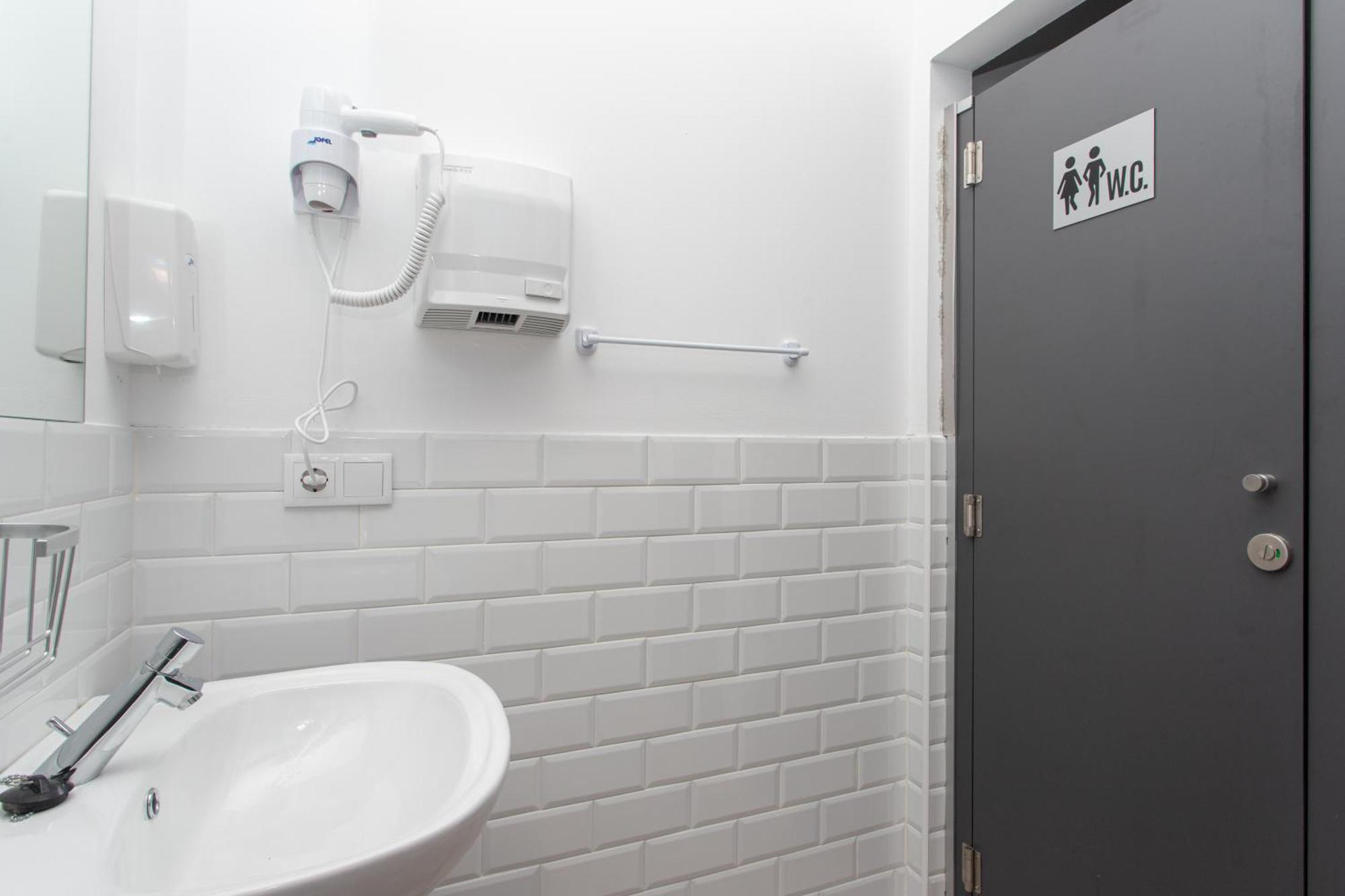 Albergue Hostel 利亚内斯 外观 照片