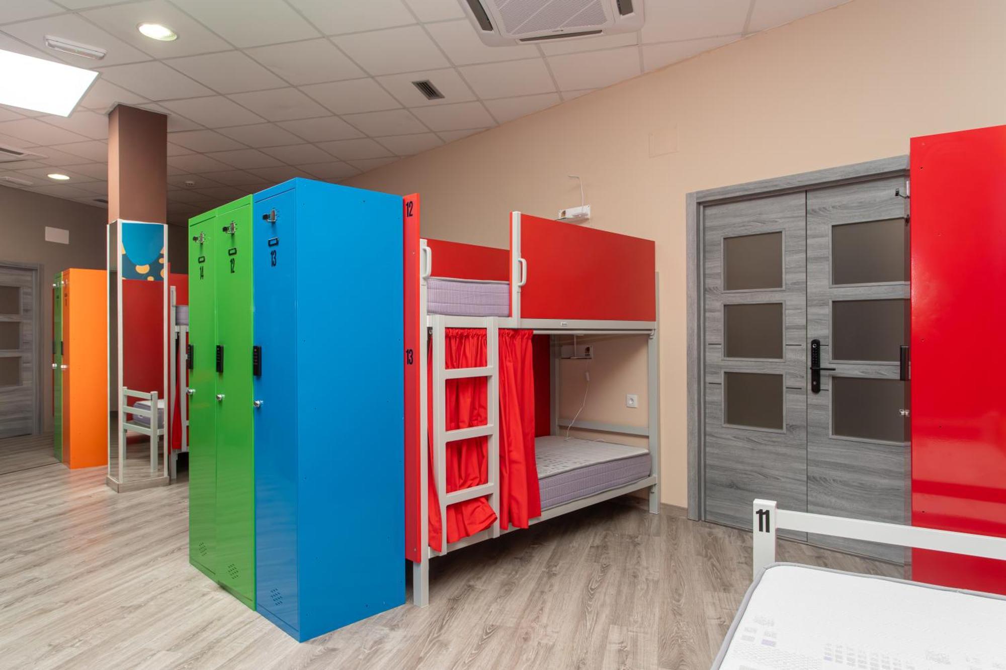 Albergue Hostel 利亚内斯 外观 照片